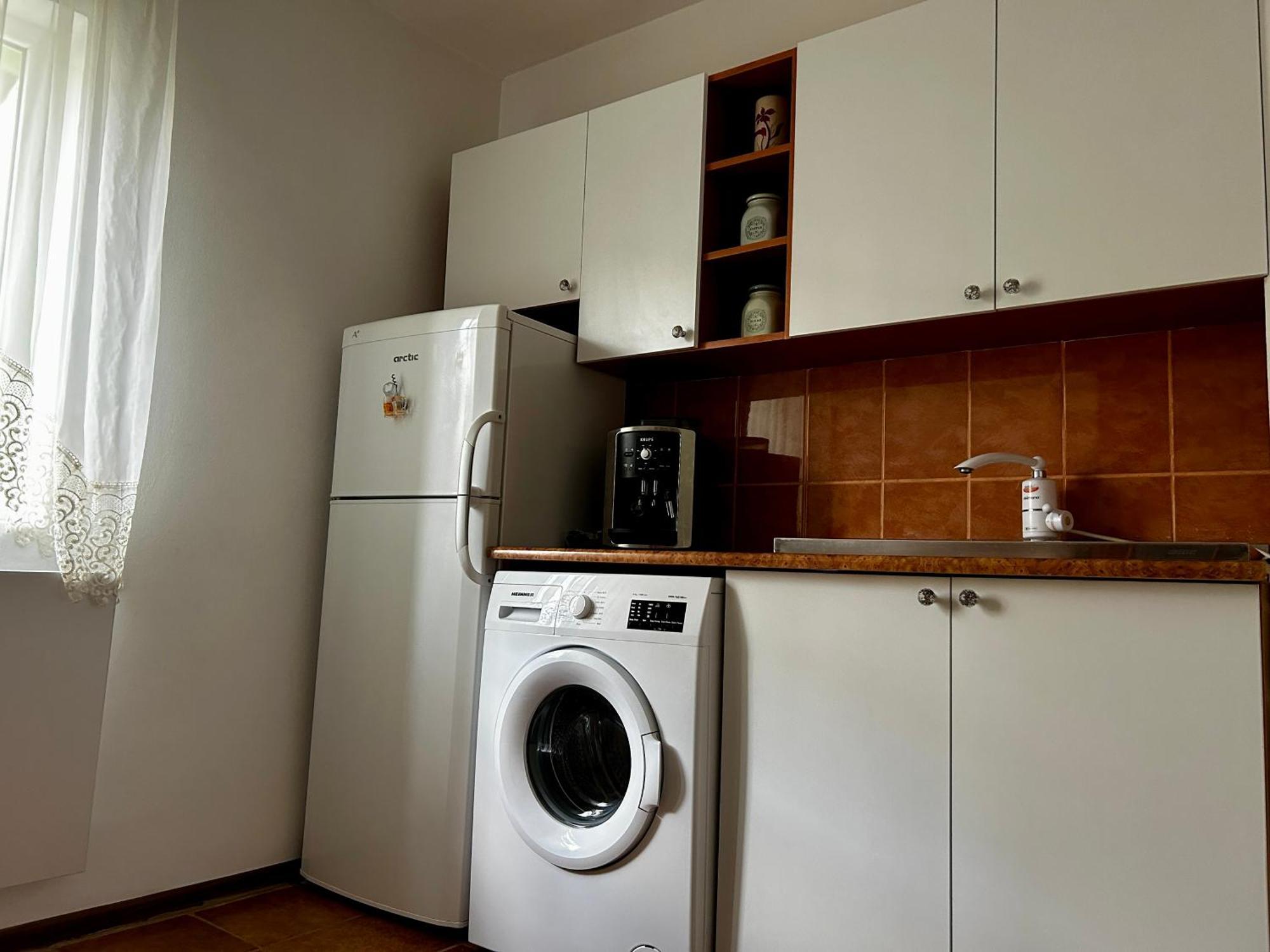 Apartment Elina *